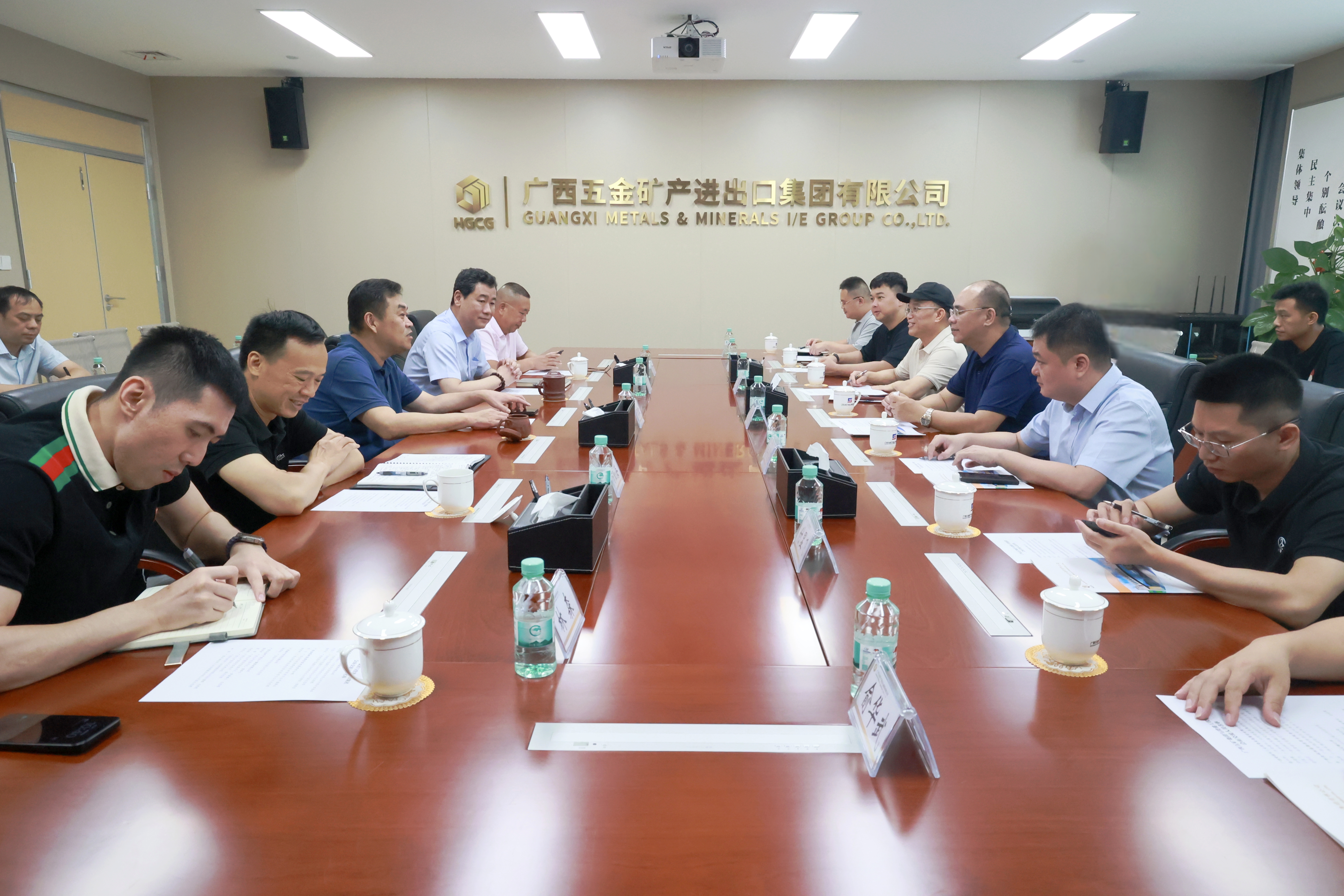 五礦動(dòng)態(tài) | 探索綜合能源合作新模式！曹津津會(huì)見(jiàn)貴港工投集團(tuán)隆永恒一行